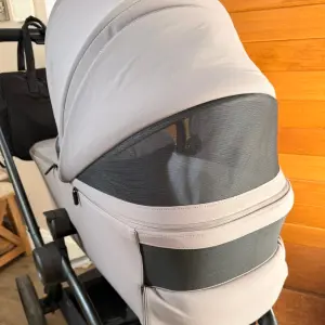 iCandy Core 2 carrycot sun hood