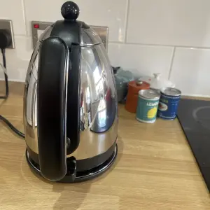 Testing picture of the Dualit Lite Kettle