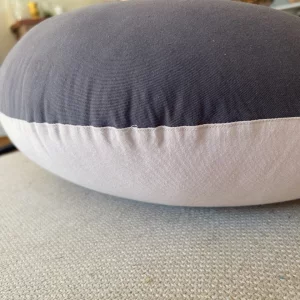 Hippychick Nursing Pillow close up real image