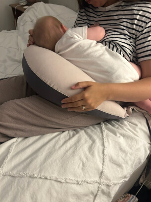 Hippychick Nursing Pillow