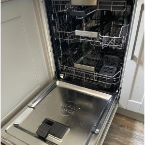 Hotpoint Hydroforce H8I HP42 L UK Built-In Dishwasher