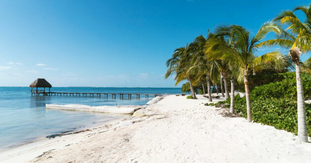 A beach in Isla Mujeres