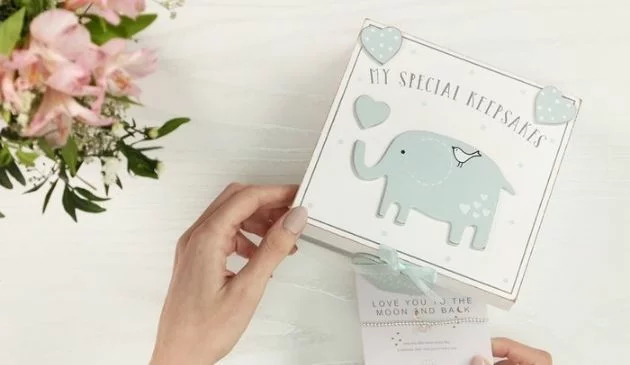 Moonpig newborn keepsake box