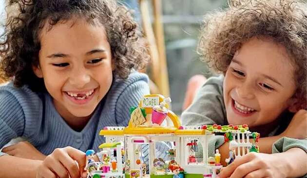 Children playing with LEGO