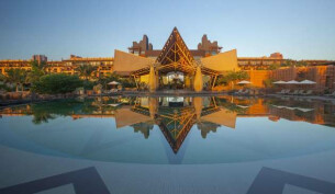 Lopesan Baobab Resort