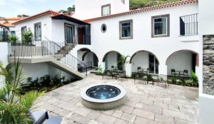 Pestana Fisherman Village