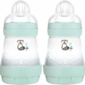 MAM Easy Start Self Sterilising Anti-Colic Baby Bottle 2 Pack mint stock image