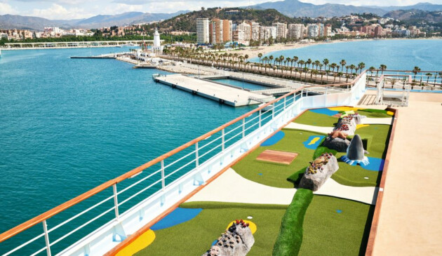 Marella Cruises mini golf course