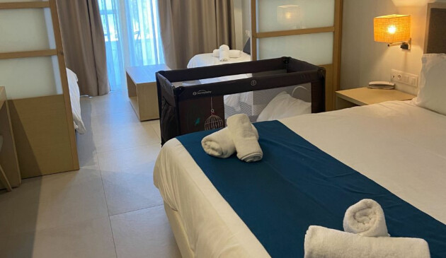 Mark Warner Kamari Beach room