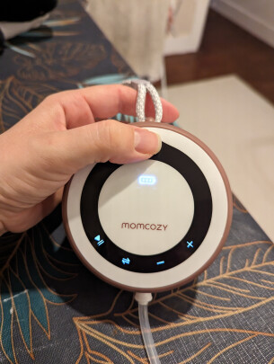 Momcozy V1 breast pump