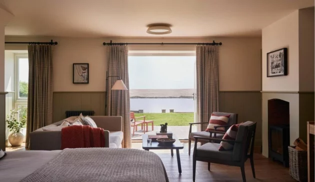 Moonfleet Manor hotel review