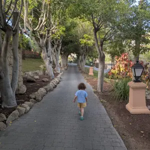 Bahia de Duque toddler walking along the path