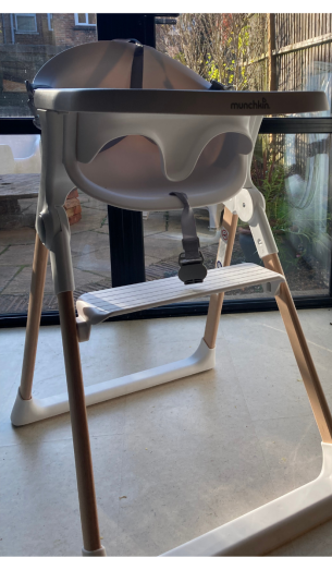 Munchkin Float highchair in testing