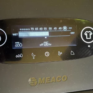 Mumsnet journalist Poppy O'Neill hand tests the Meaco DD8L Pro Desiccant Dehumidifier