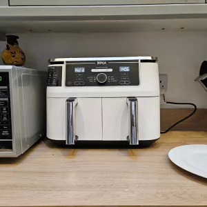 Ninja Foodi Max Dual Air Fryer AF400UK on Mumsnet editor Rebecca Roberts's kitchen counter
