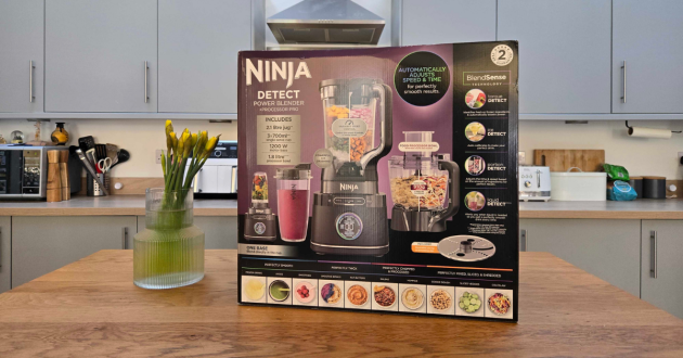 The packaging of the Ninja Detect Power Blender and Processor Pro