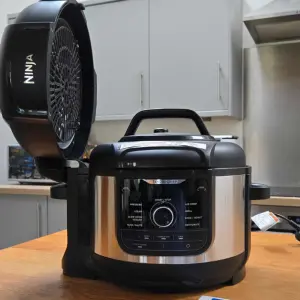 Ninja Foodi 9-in-1 Multi-Cooker with the pressure lid atop