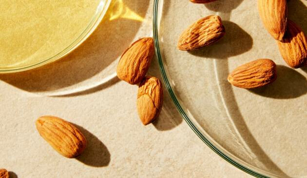 NIVEA almonds