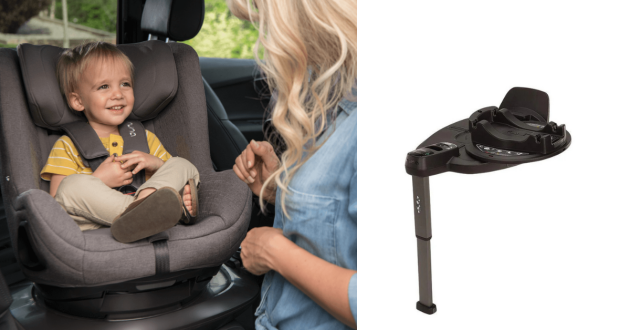 Mum strapping child into Nuna TODL car seat