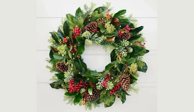 Magnolia foliage wreath