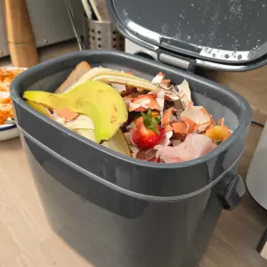 OXO Good Grips Easy-Clean Compost Bin