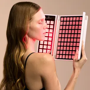 Alora Age Renewal LED Light Therapy Panel