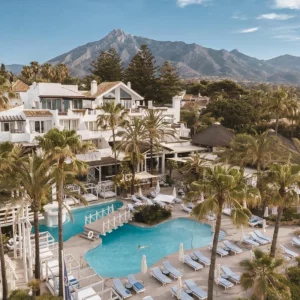 Puente Romano Beach Resort pool