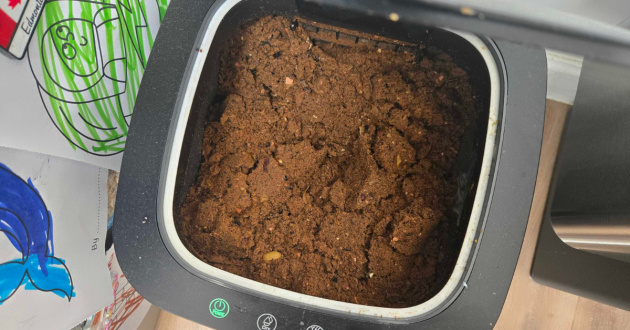 A look at compost in the Reencle Prime Electric Composter after six weeks