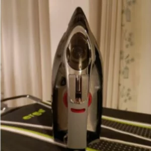 Russell Hobbs 20630 Powersteam Ultra Steam Iron