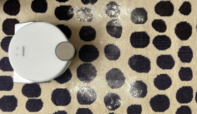 Samsung JetBot AI+ review carpet