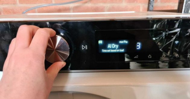 Samsung Series 8 DV90BB7445GES1 Heat Pump Tumble Dryer