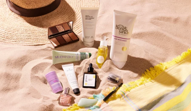 A view of what's inside the OK! Beauty Box summer box edition