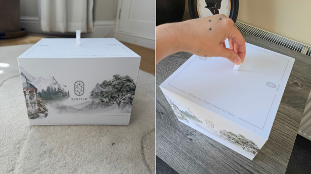 Opening the Sentier Fragrance Advent Calendar 2026