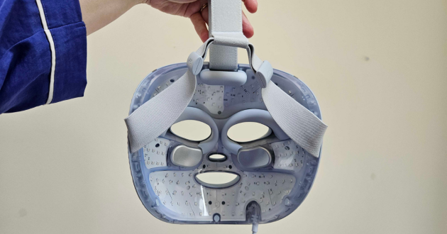 A closer look at the inside of the Shark Cryoglow LED face mask and it's under eye cooling pads