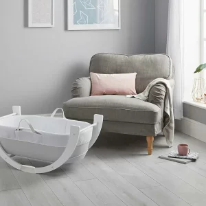 Shnuggle Dreami Moses Basket and Stand