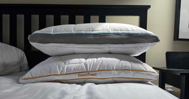 A side by side comparison of the Simba Hybrid Pillow and The Fine Bedding Company's HoneyFoam pillow