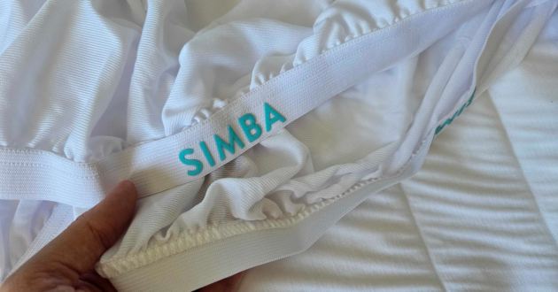 Branding on the edge of the Simba TripleShield Bamboo Mattress Protector