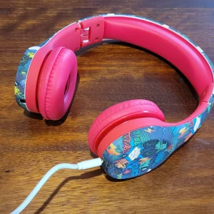 Snug headphones