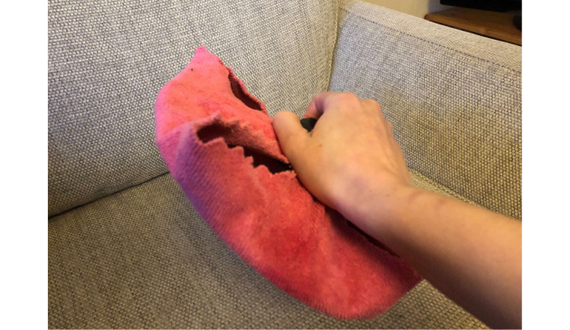 Saucepan lid sofa cleaning hack