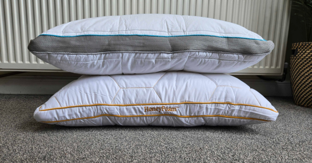 The Simba Hybrid atop the HoneyFoam Pillow