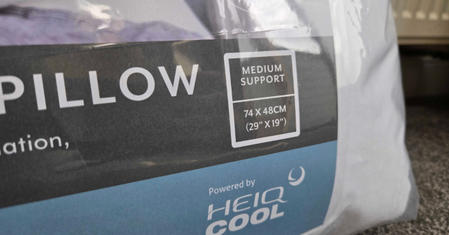 The support and size of The Fine Bedding Company Cooling Smart Temperature Cotton Pillow