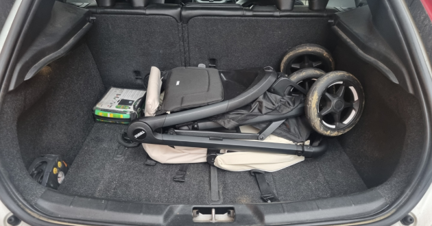 Thule Spring 2 in boot of car