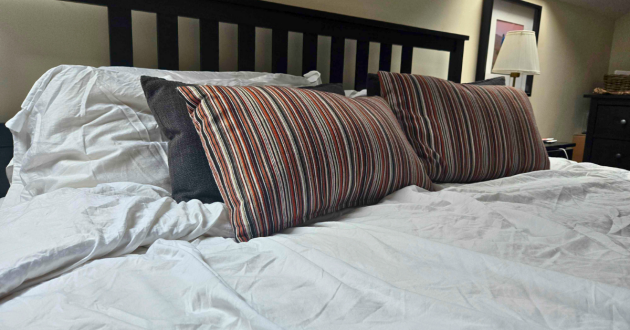 Tielle Smooth and Silky 600 thread count set on our tester's bed