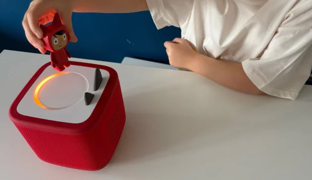 Testing out the Toniebox2