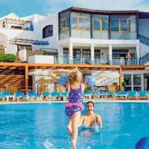 TUI BLUE Flamingo Beach Lanzarote pool