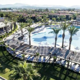 TUI BLUE Palm Garden pool