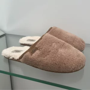 UGG Women's Fluffette Slipper