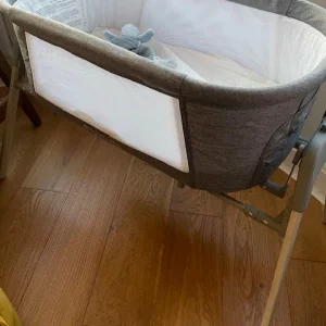 Ickle Bubba Drift Gliding Crib