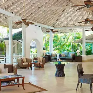 Turtle Bay resort lounge area
