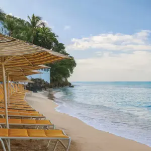 Waves Hotel & Spa beach